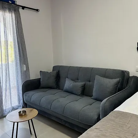 Salt & Sea Apartman Szárti
